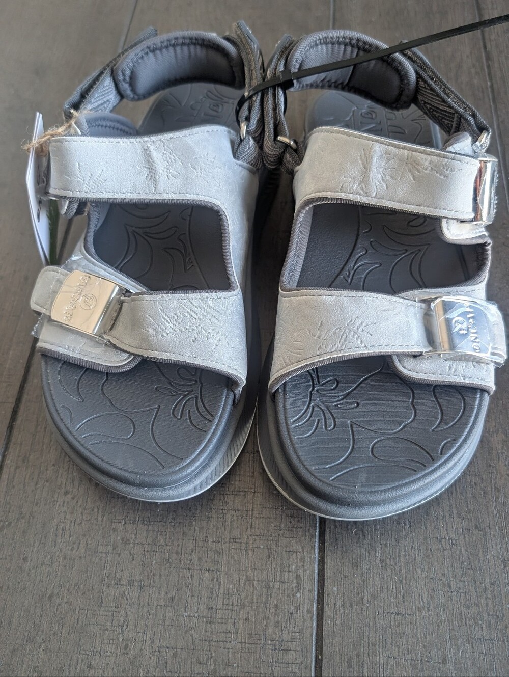 Women's Gray Adjustable Sandals - Comfort Straps